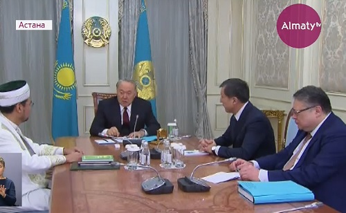 Нурсултан Назарбаев обсудил проблемы религии с новым верховным муфтием