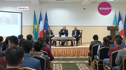 Биыл Франция қазақстандық 100 студентке грант бөлді