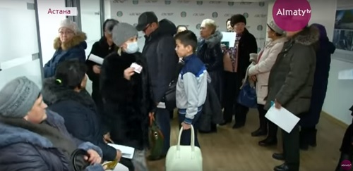 Астанада 35 мыңға жуық адам жеңілдігі бар көлік карталарына қол жеткізе алмай жүр