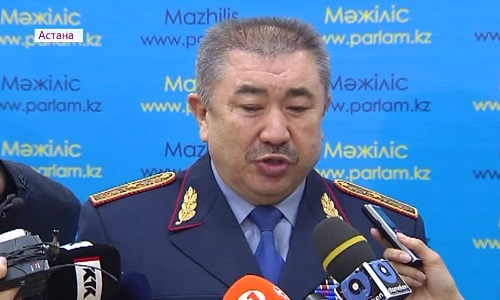 В Казахстане освобожденным по УДО запретят употреблять спиртное