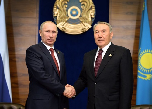 Нурсултан Назарбаев поздравил Владимира Путина с победой на выборах президента России