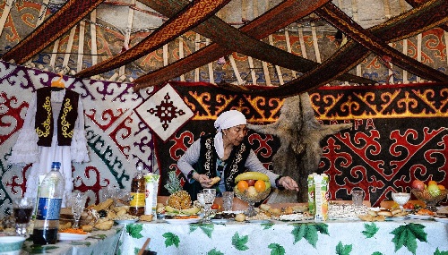 Сколько дней казахстанцы отдохнут в 2018 году