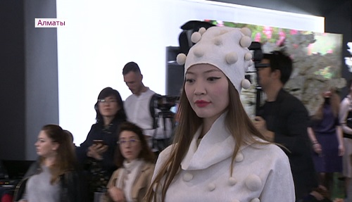 Более 100 контрактов: казахстанская одежда вызвала фурор на выставке моды в Милане