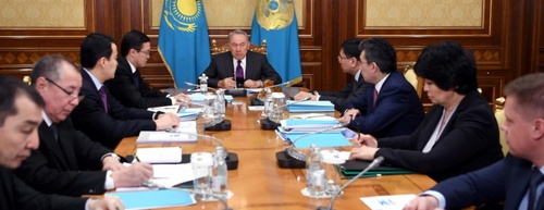 Н. Назарбаев: банкам не стоит рассчитывать на помощь государства