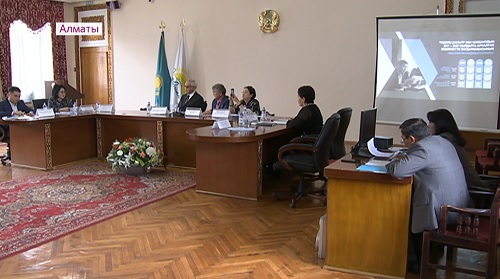 В Алматы госслужащих намерены стимулировать за отличное знание казахского языка