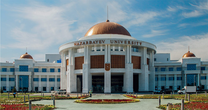 Студенты «Nazarbayev Univercity» открыли первую в Казахстане роботошколу