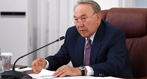 Нурсултан Назарбаев призвал молодежь не лениться и заняться бизнесом