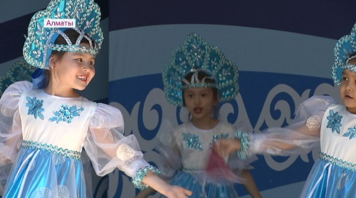 Танцы и песни: около тысячи детей участвовали в фестивале «Бозторгай» в Алматы