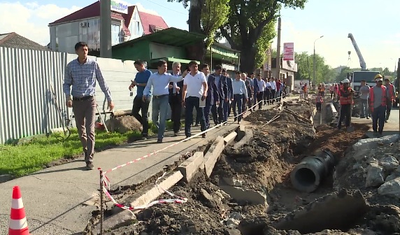 Бауыржан Байбек проверил темпы строительства BRT в Алматы