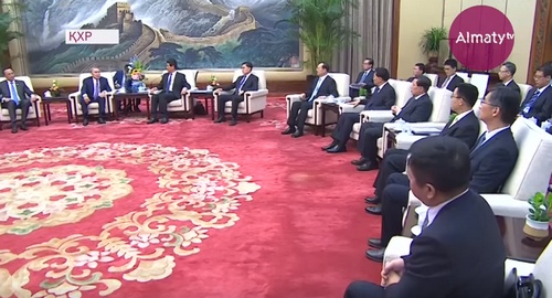 Нурсултан Назарбаев встретился в Пекине с крупнейшими китайскими бизнесменами
