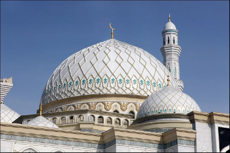 Не превышать громкость азана призвали руководство мечетей в Казахстане 