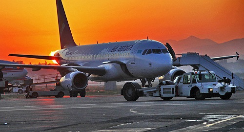 Более 10 рейсов задержаны и один отменен в аэропорту Алматы