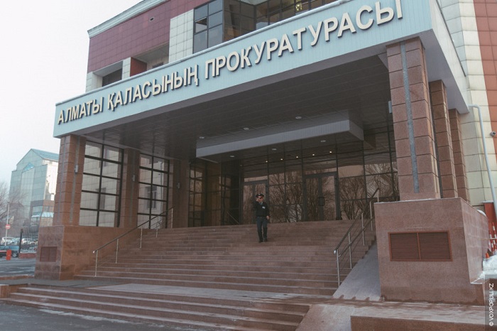 Прокурор Алматы и глава комитета уволены за покровительство Талгату Ермегияеву 
