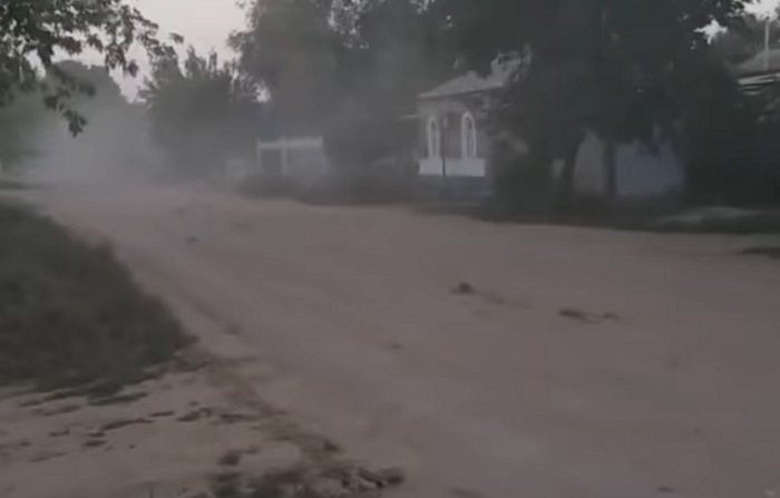Жители Уральска жалуются на пыль