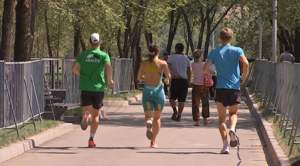 Триатлон в Алматы: на озере Сайран стартует Кубок Азии