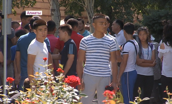Образовательный скандал: сотни юных чемпионов лишились грантов на обучение в Алматы 