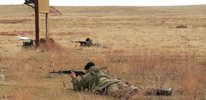 10 солдат пострадали при взрыве неизвестного вещества на полигоне "Казахстан"