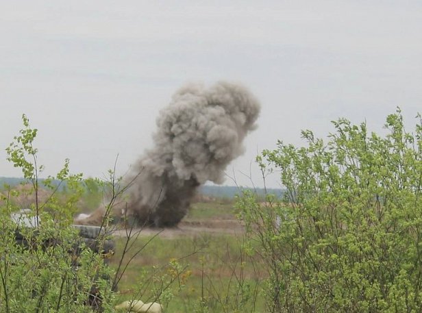 10 военнослужащих пострадали при взрыве на полигоне в Алматинской области