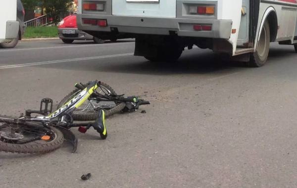 Резонансное ДТП в Алматы: автобус сбил велосипедистку