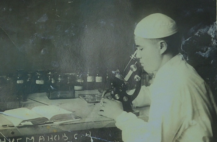 Қазақтың бас онкологының 100 жылдығына арналған кітап жарық көрді