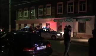 Сбежал в Россию сбивший двух девушек в СКО подозреваемый водитель 