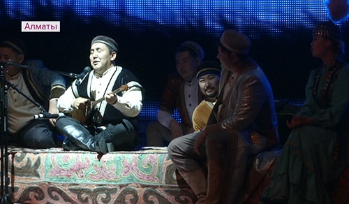 Под звуки домбры в Алматы прошел вечер классической национальной музыки 