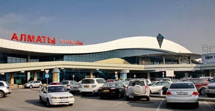 Правила въезда автомобилей изменились в международном аэропорту Алматы