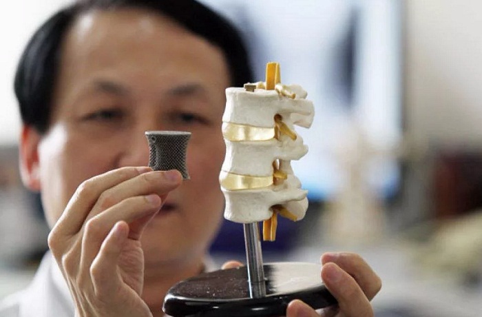 Запчасти для оборонной техники и медицины начнут изготавливать на «3D» принтере
