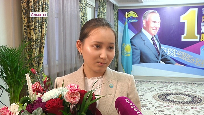 Алматының жас тұрғындары «Нұр Отан» партиясының мүшелігіне өтті