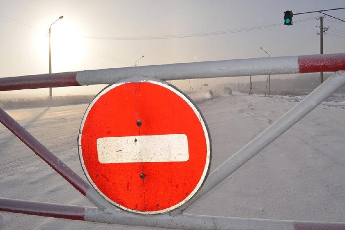 В Астане и в пяти областях Казахстана закрыты дороги 