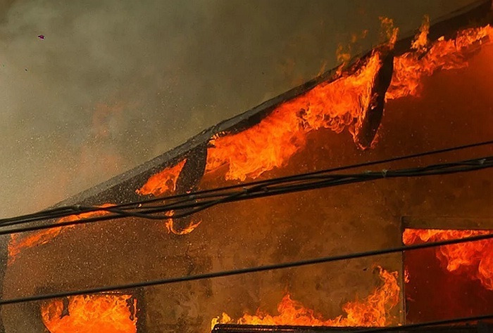 Пятеро детей погибли при пожаре в Астане  