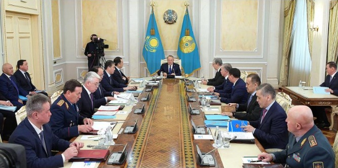 Нурсултан Назарбаев провел заседание Совета Безопасности  