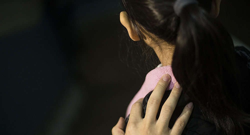 Айдалаға апарып шешіндірген: Шығыс Қазақстанда ер адам 8 жасар қызды зорламақ болды