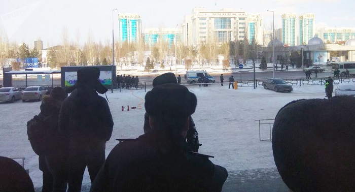 Астанада газ баллонын жармақ болған ер адам ұсталды