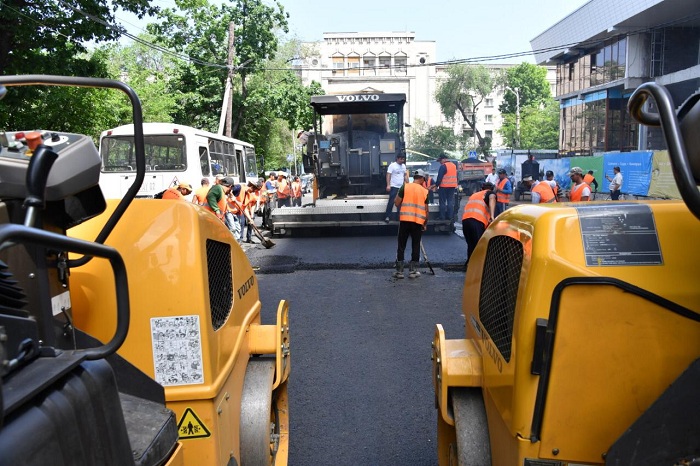 Новые дороги построят в 10 микрорайонах Алматы