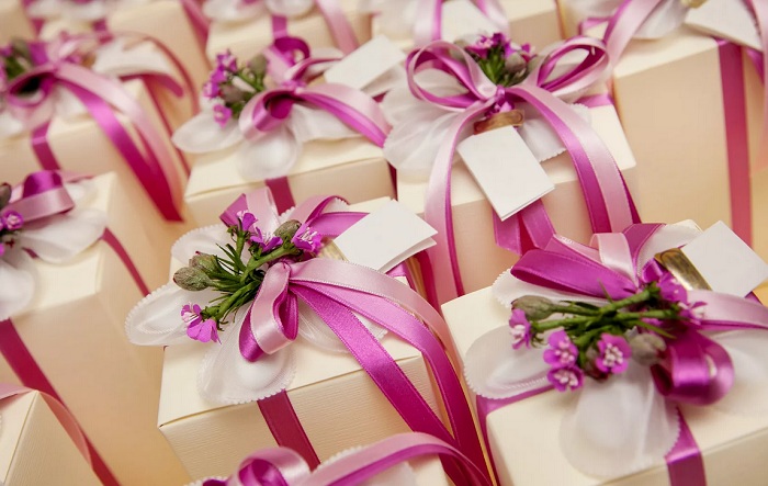 Свадебные подарки не войдут в перечень декларируемого имущества в РК
