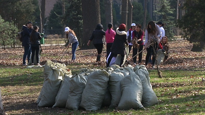 Челлендж по уборке города помог очистить 18 парков Алматы
