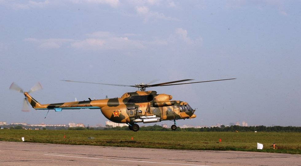 Вертолёт рухнул в Кызылординской области: 13 человек погибло