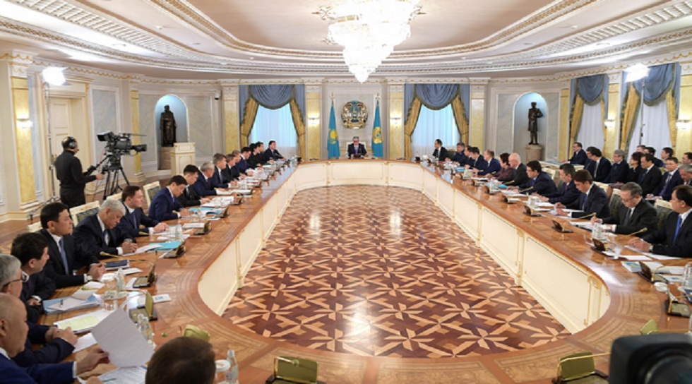 Касым-Жомарт Токаев провел совещание с участием акимов областей, Нур-Султана, Алматы и Шымкента