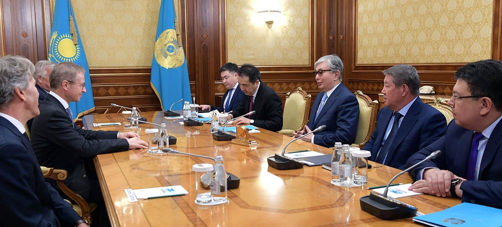 Президент Казахстана встретился с Председателем Правления компании «Borealis» Альфредом Штерном 