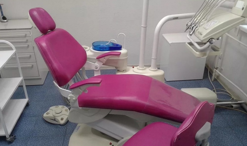 Частные стоматологии Алматы: без дезинфекции и санкнижек у персонала