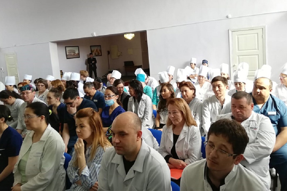 Қарағандылық дәрігерлер «Nur Otan» партиясының кандидатурасын қолдады