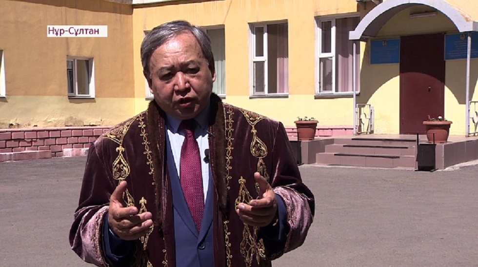 Запретить казахстанкам выходить замуж за иностранцев предлагает Садыбек Тугел