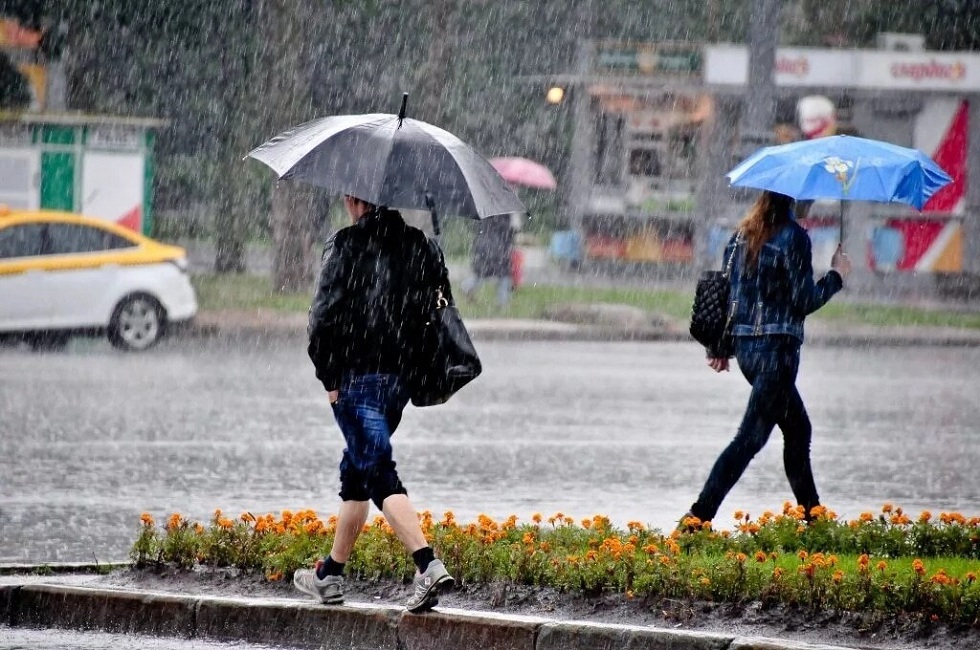 Гроза и сильные дожди: какая погода ожидает казахстанцев 7 июня