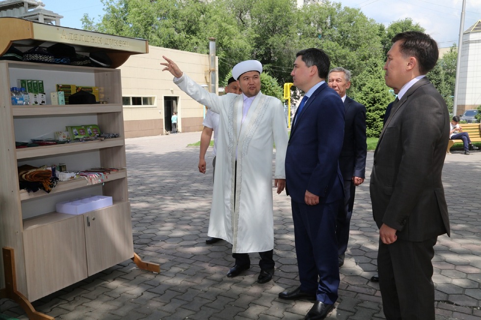 Заместитель Председателя АДГСПК проинспектировал крупные объекты в Алматы