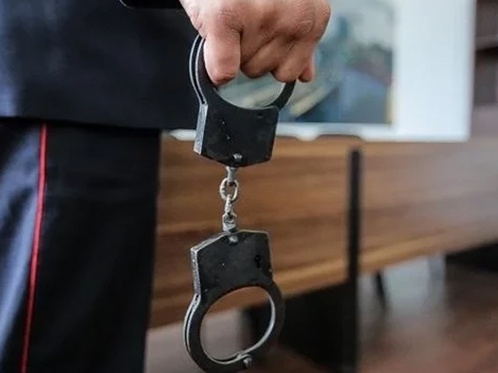 Руководителей МПС Атырау осудили за получение взяток от подчиненных