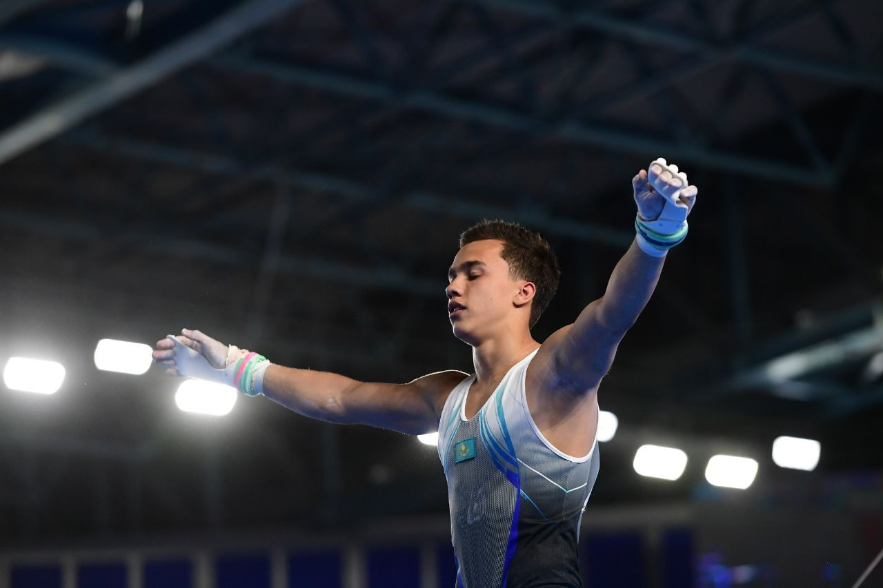 В финал на Универсиаде в Неаполе вышли казахстанские гимнасты
