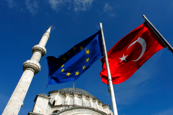 Санкции против Турции ввел ЕС