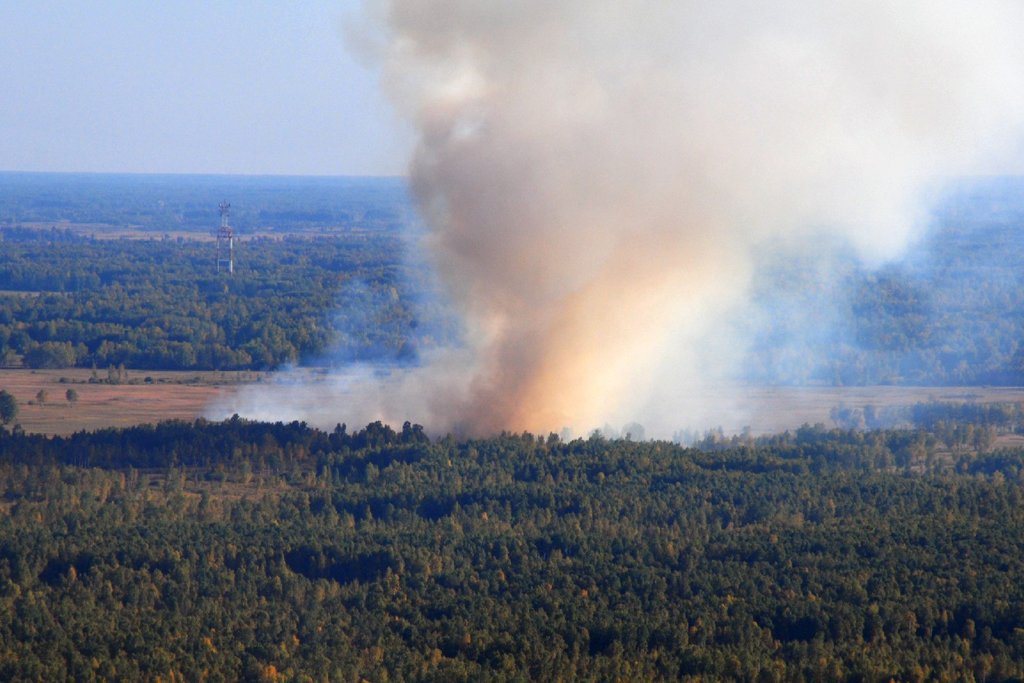 Дым от пожаров в России окутал Павлодарскую область