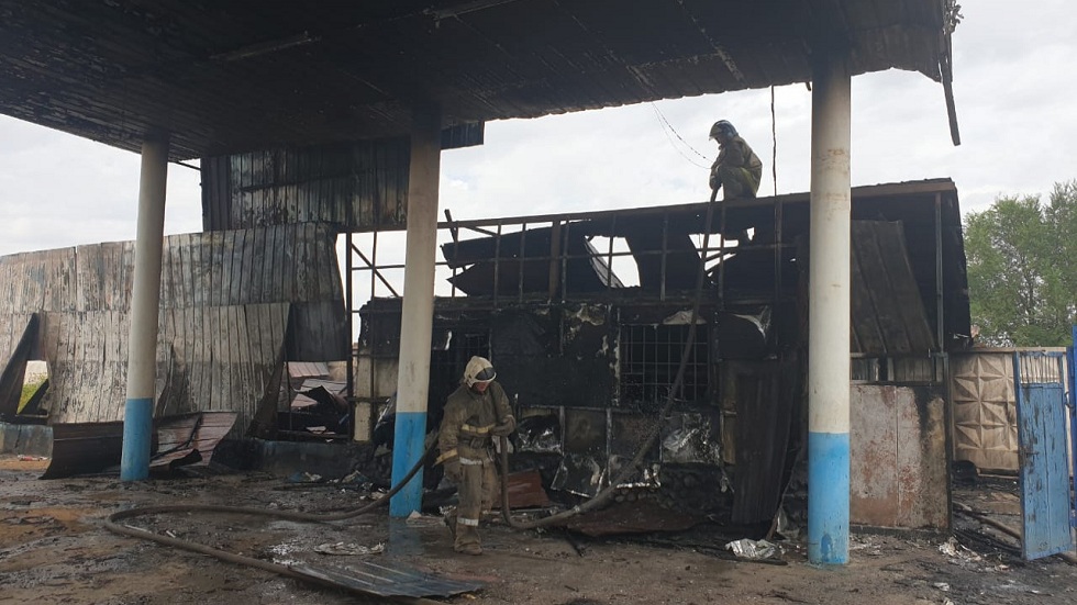 Пожар произошел на заправке в Алматинской области